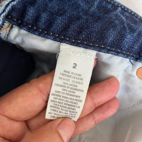 AMERICAN EAGLE SHORTIE JEAN SHORTS SIZE 2 - Picture 8 of 8